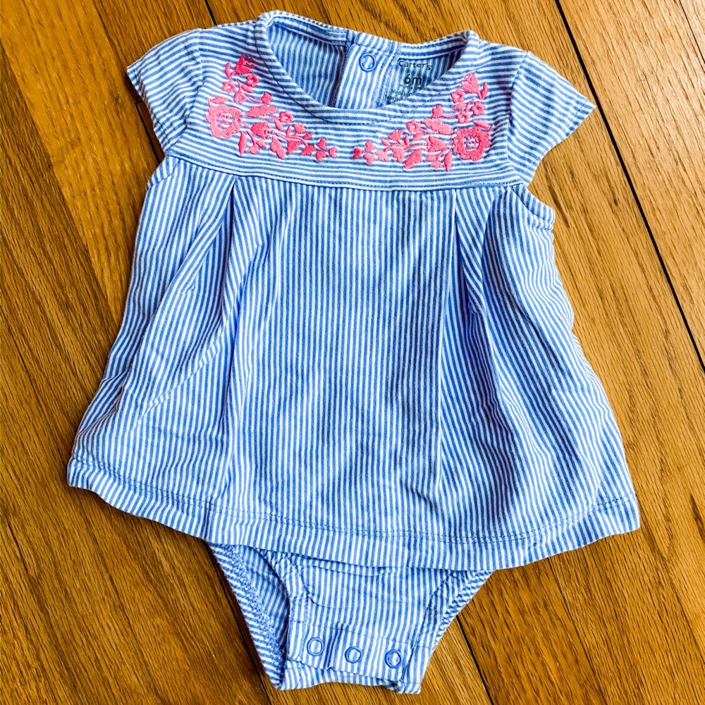 CARTERS SEERSUCKER ROMPER